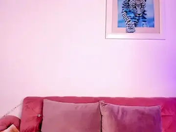 Stripchat Adult Webcam of Vaelina_
