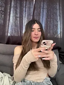 Stripchat Sex Cam of Lottus_fire