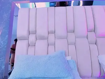 Stripchat Free Live Porn of MaddyCrofft
