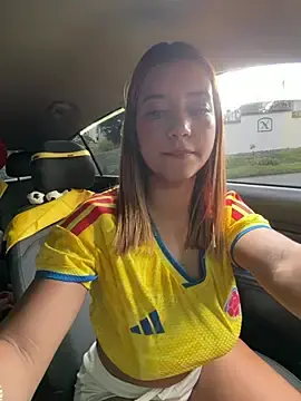 Stripchat Free Porn Cam of belaa_1