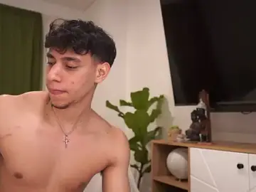 Stripchat Free Live Porn of Josep_Davies