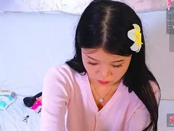 Stripchat Adult Webcam of Tina_Kim_