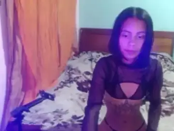 Stripchat Live Sex of Sasha_raven