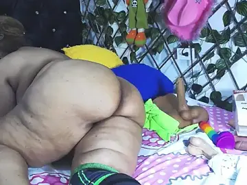 Stripchat Sex Cam of mature_beautiful