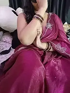 Stripchat Live Sex Cam of kaamuk_shweta