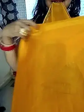 Stripchat Sex Cam of kaamuk_shweta