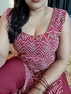 Stripchat Adult Webcams of kaamuk_shweta