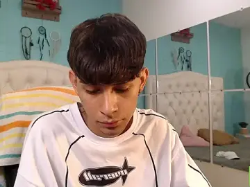 Stripchat Watch Live Sex Cams of DraxBlade09