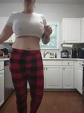 Stripchat Sex Chat of HollyTattoo