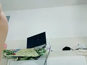 Stripchat Nude Webcam of __marina__