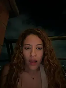Stripchat Live Sex of alana15