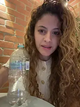 Stripchat Free Live Porn of alana15