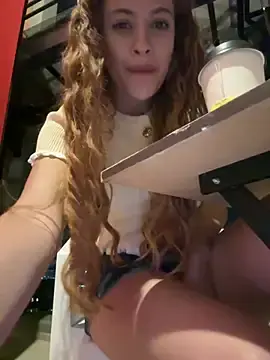 Stripchat Watch Live Sex Cams of alana15