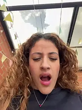 Stripchat Watch Live Sex Cams of alana15
