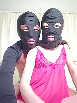 Stripchat Live Sex Cam of mainakadasi