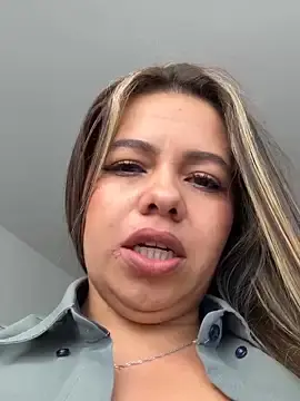 Stripchat Live Sex of Ariana-07