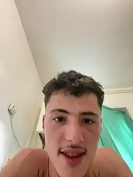 Stripchat Free Live Porn of denysio89