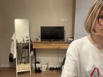 Stripchat Sex Cam of AnnaVelvetFire