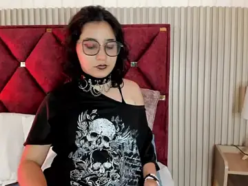 Stripchat Best Webcam of Kiri_Velvet
