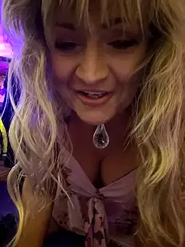 Stripchat Best live sex cam show of annika_lately