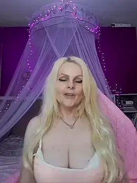 Stripchat Adult Video Chat of Angeldevilus