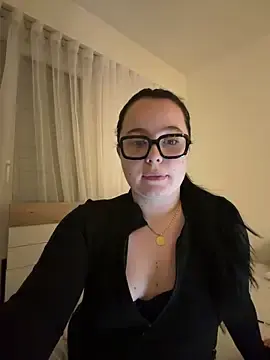 Stripchat Adult Video Chat of FemiNoir