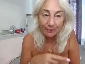 Stripchat Best live sex cam show of TanyaTaylor45