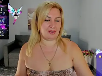 Stripchat Live Sex Cam of Lili_Crossi