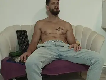Stripchat Free Porn Cam of MauroTwin