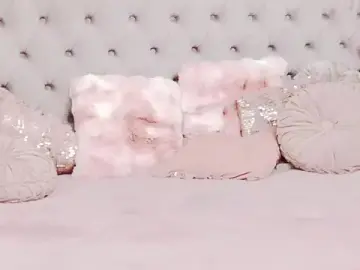 Stripchat Free Porn Cam of PenelopeLynnx