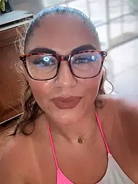 Stripchat Adult Video Chat of lovely_beast