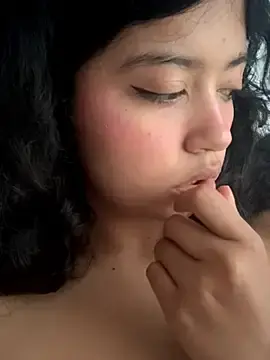 Stripchat Nude Webcam of Peach_Girll