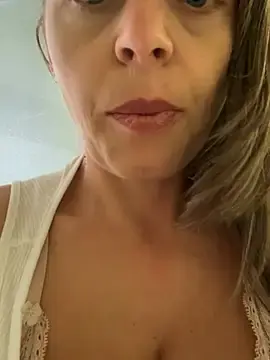 Stripchat Sex Chat of ladywithbigass