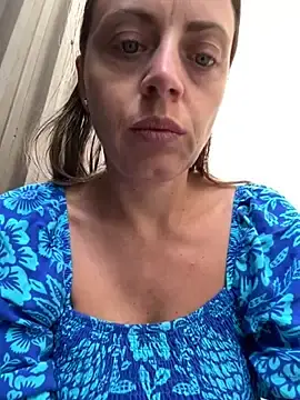 Stripchat Live Porn of ladywithbigass