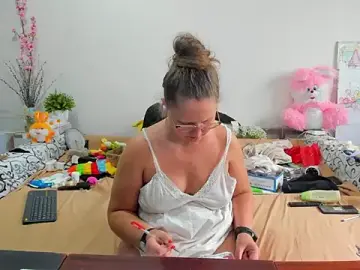 Stripchat Watch Live Sex Cams of IamYourNarcotic
