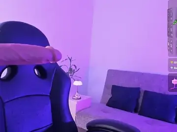 Stripchat Watch Live Sex Cams of Giselle_MessyDoll
