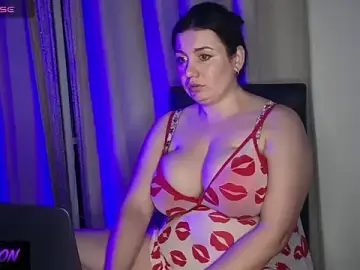 Stripchat Live Sex Cam of RealGoddessBellaBlaze