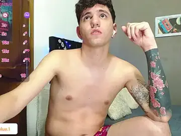 Stripchat Best Webcam of Matteo12_