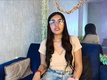 Stripchat Live Sex Cam of Valk_submissive
