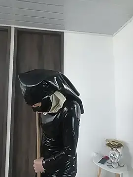 Stripchat Nude Webcam of LatexDevil_Blondie