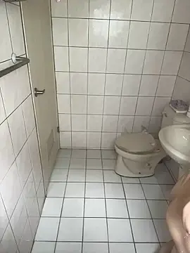 Stripchat Free Live Porn of dong_