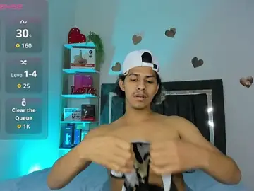 Stripchat Sex Cam of Victor_Kidman