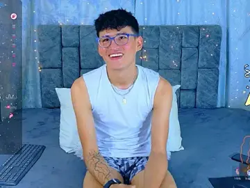 Stripchat Adult Webcam of NicolasTorrez