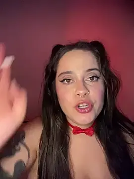 Stripchat Free Porn Cam of PutaYasmim