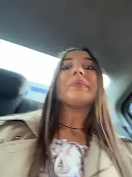 Stripchat Free Porn Cam of ICrazyOneIRL