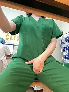 Stripchat Sex Cam of secretly_masturbating