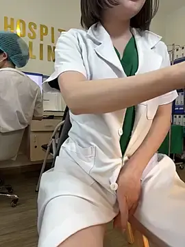 Stripchat Sex Cam of secretly_masturbating