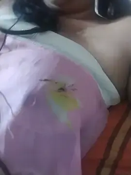 Stripchat Live Sex Cam of tharu_sweet