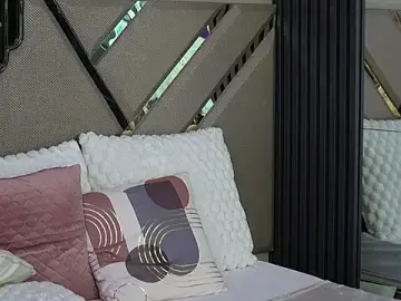 Stripchat Best live sex cam show of Mishelle-Brizo