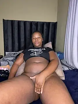 Stripchat Live Sex of MiyaXo2